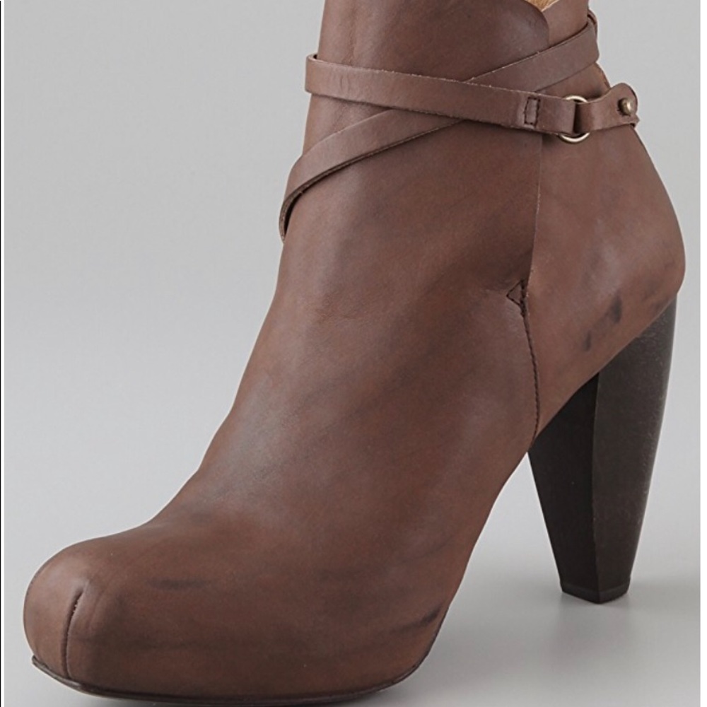 Gorgeous Coclico Booties